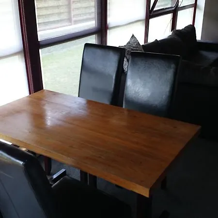 شقة Hullam بالاتوليلّي