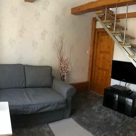 Hullam Appartement *