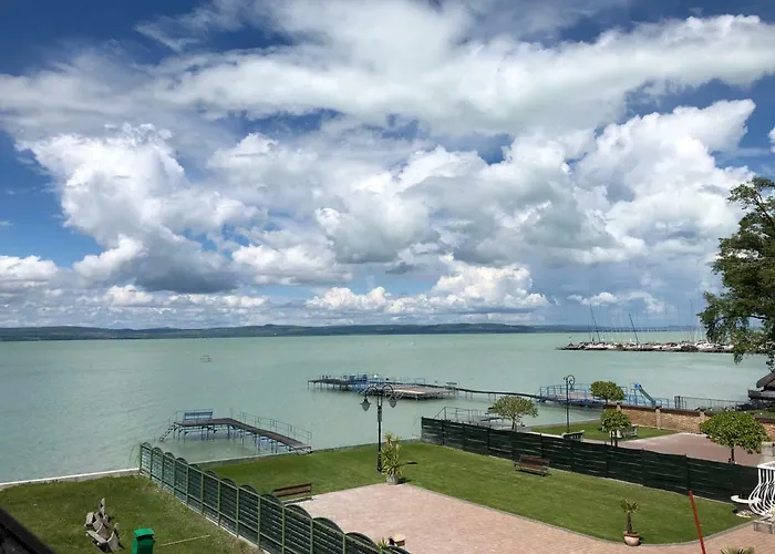 Hullám Apartman Balatonlelle
